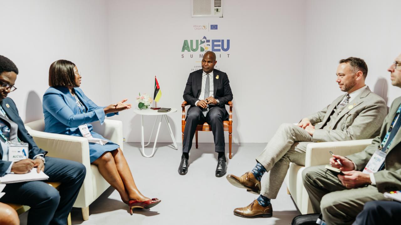 Moçambique encerra participação na VII Cimeira UA–UE